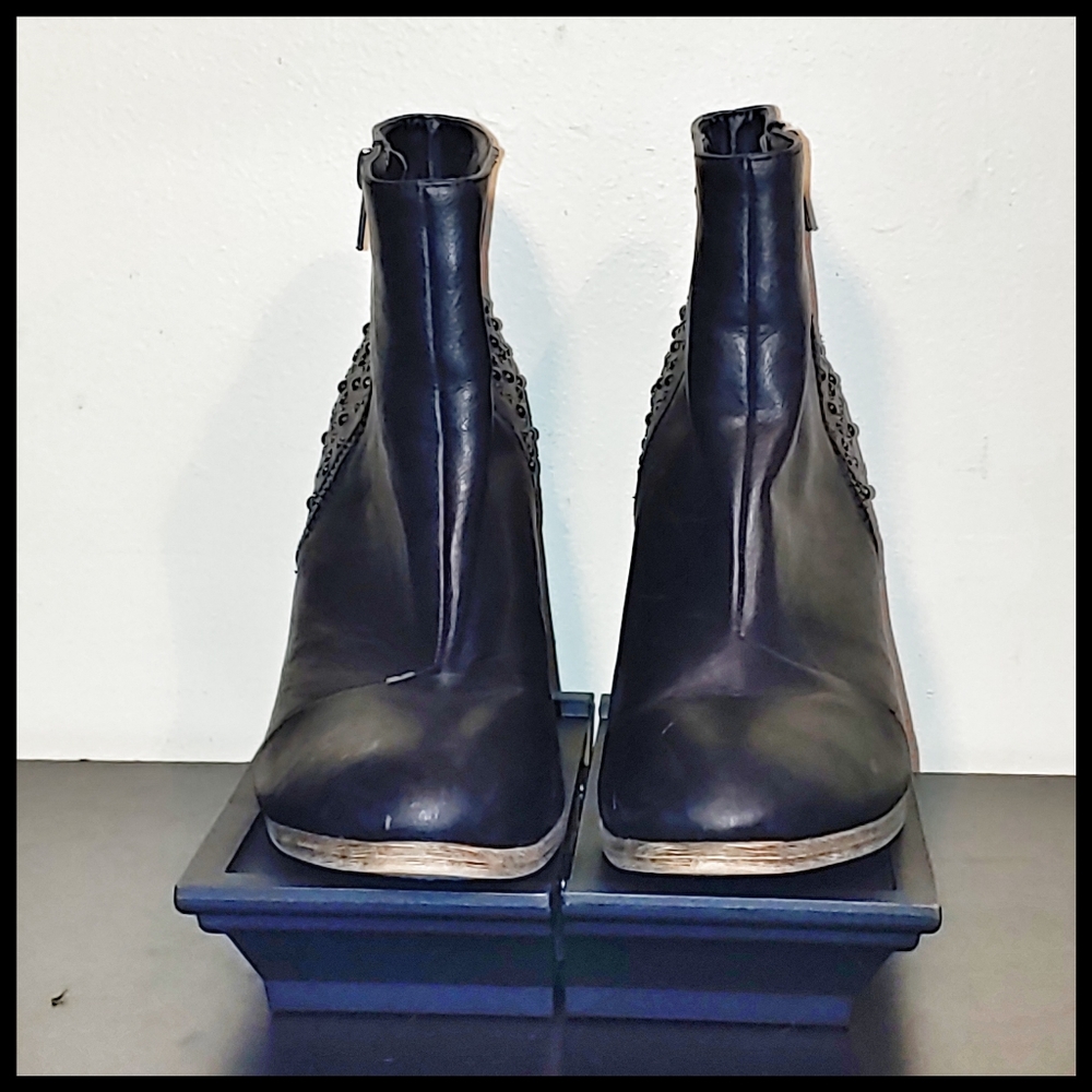 Rampage "Valorie" Studded Ankle Booties 9.5 - Picture 4 of 14